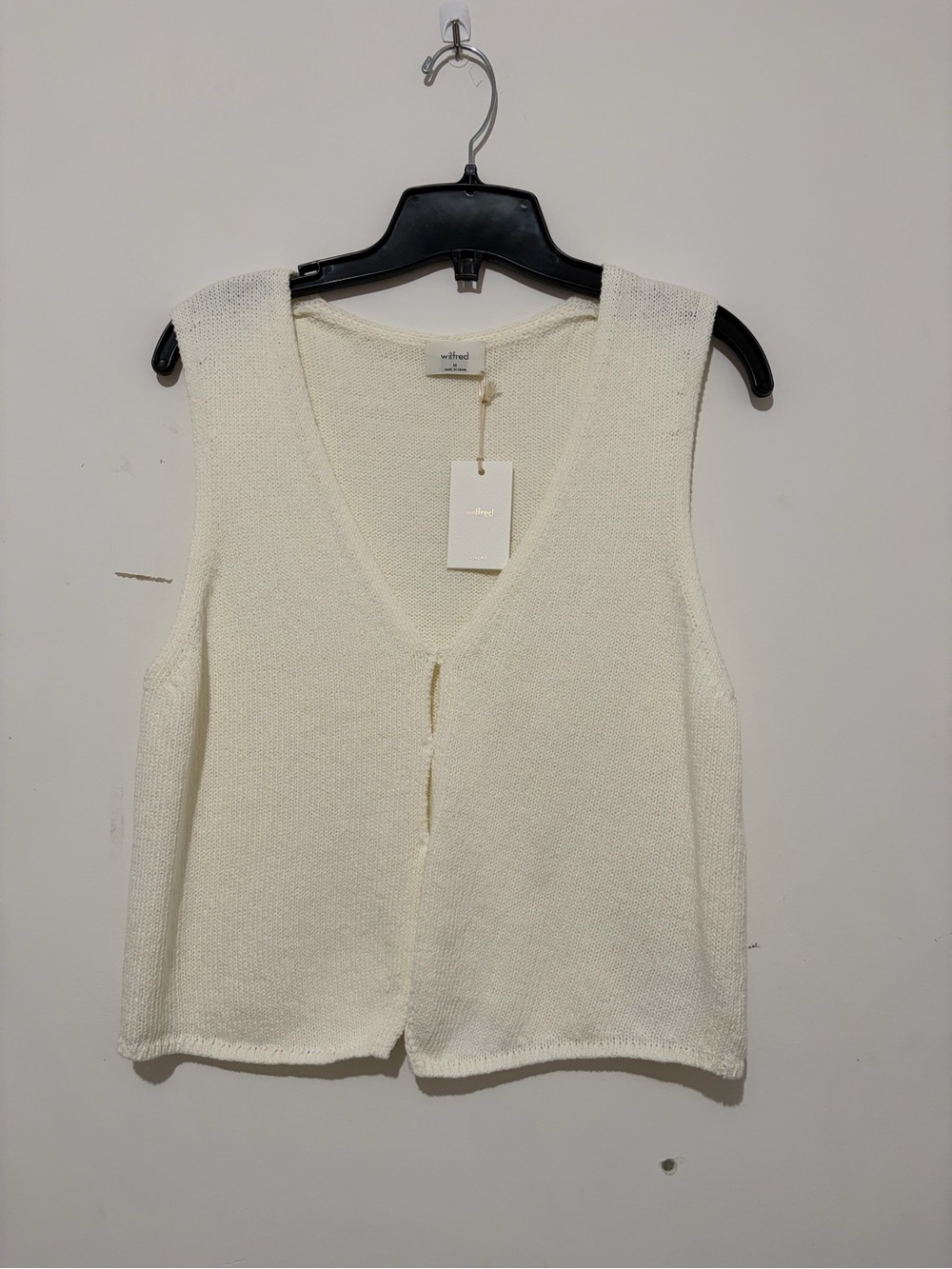 Aritzia Wilfred Basque Sweater Vest